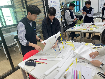 4월15일(화) 과학의 날 과학토론대회, 융합과학대회, 정전기실험